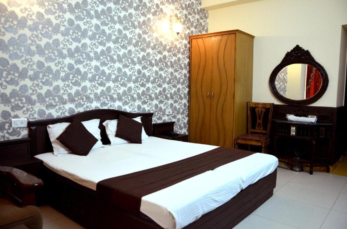 Hotel City Paradise Chandīgarh Exteriér fotografie